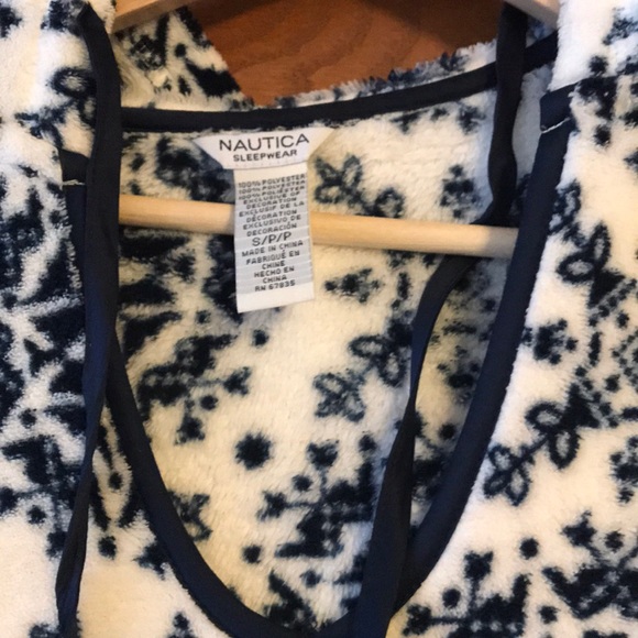 Nautica sleepwear 🎉🎉🎉🎉 - Picture 2 of 4